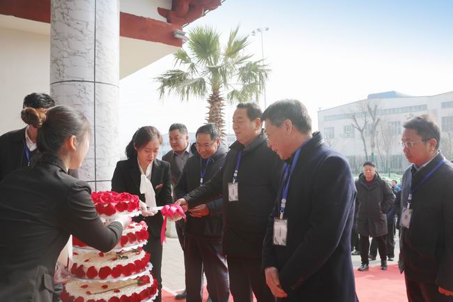 1579675117824003883.jpg 要事2--餐厅正式启用.jpg