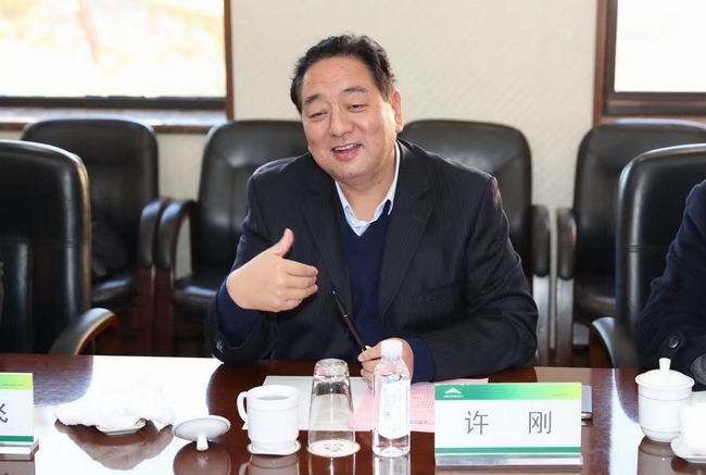 1579677797108000216.jpg 要事11-集团董事长许刚就钛工业合作作主要讲话.jpg