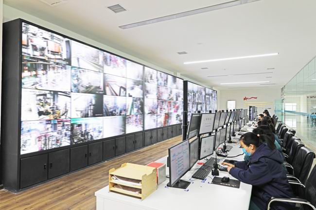 1594809859568067244.jpg 1-30Íò¶ÖÄêÂÈ»¯·¨ÏîÄ¿-ÉãÓ° ÕÅÊç¾².jpg